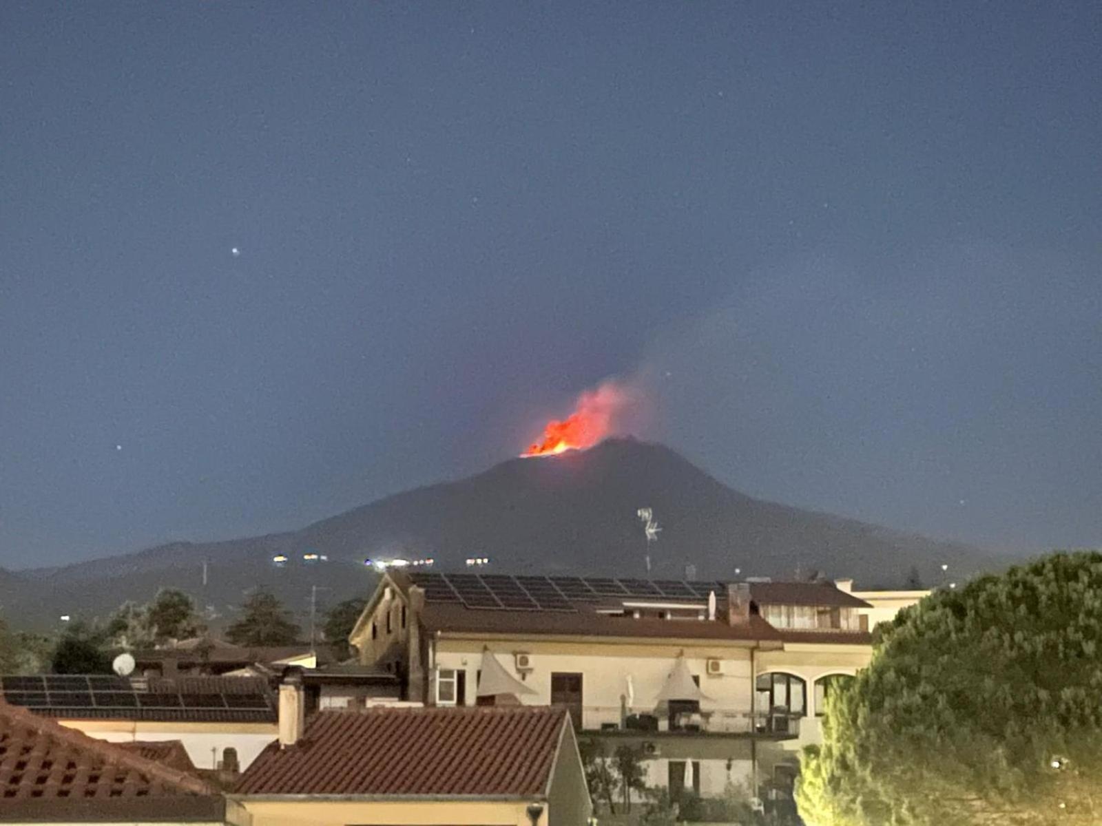 La Dama Dell'Etna Bed & Breakfast Nicolosi Dış mekan fotoğraf